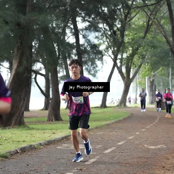 Runner Photo 8447989