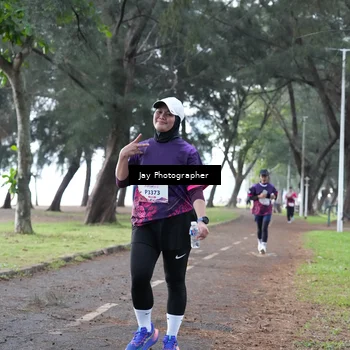 Runner Photo 8448061