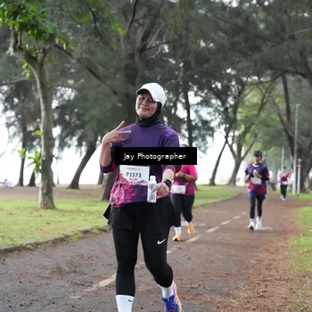 Runner Photo 8448062
