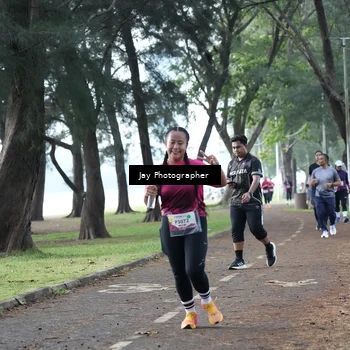 Runner Photo 8448064