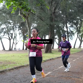 Runner Photo 8448074