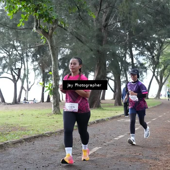 Runner Photo 8448076