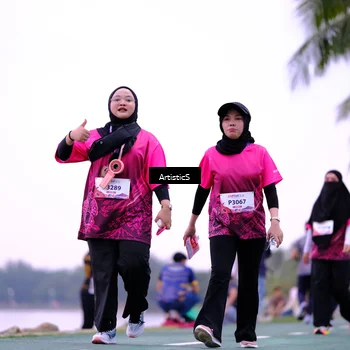 Runner Photo 8448204