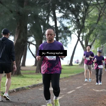 Runner Photo 8448219
