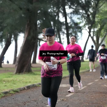 Runner Photo 8448344