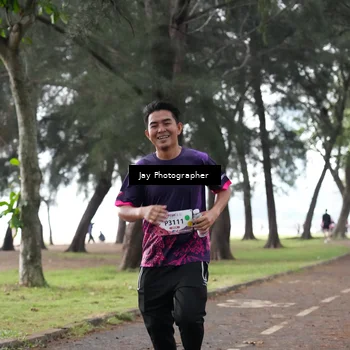 Runner Photo 8448354