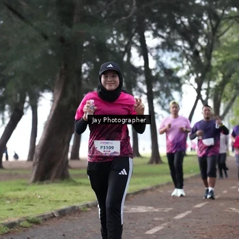 Runner Photo 8448751