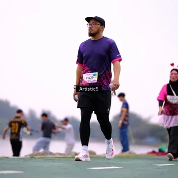 Runner Photo 8448773