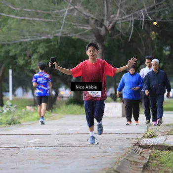 Runner Photo 8448889