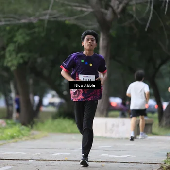 Runner Photo 8448993