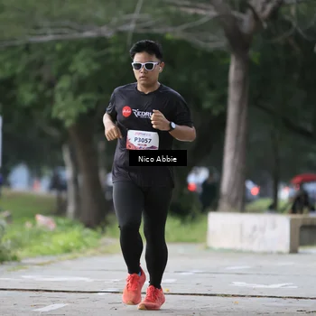 Runner Photo 8449031