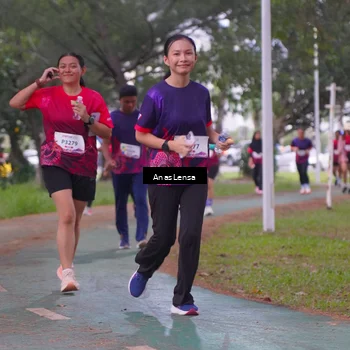 Runner Photo 8449072