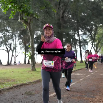 Runner Photo 8449302