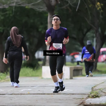 Runner Photo 8449303