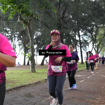 Runner Photo 8449305