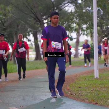 Runner Photo 8449318
