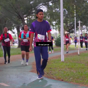 Runner Photo 8449319