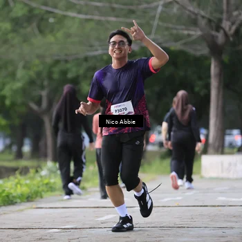 Runner Photo 8449322