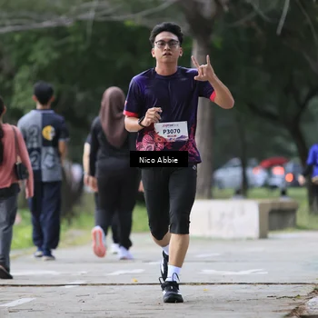 Runner Photo 8449330