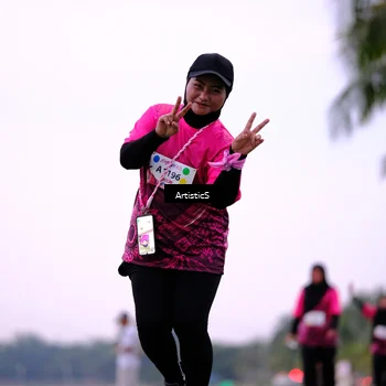 Runner Photo 8449356