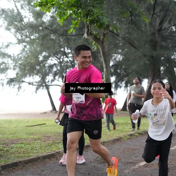Runner Photo 8449382