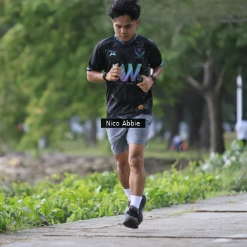Runner Photo 8449595