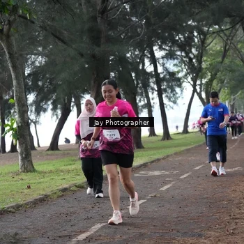 Runner Photo 8449663