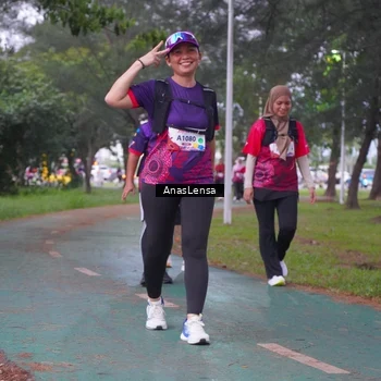 Runner Photo 8449681