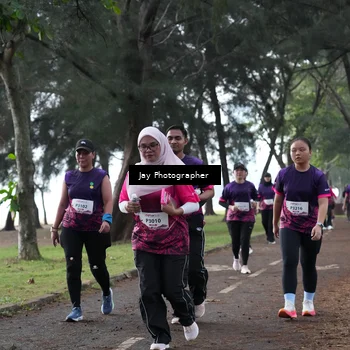 Runner Photo 8449738