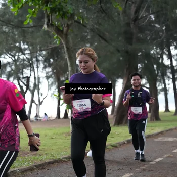 Runner Photo 8449813