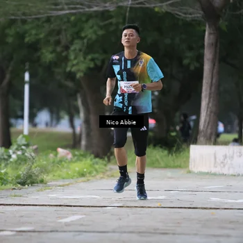Runner Photo 8449908