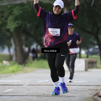 Runner Photo 8450011