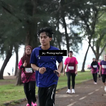Runner Photo 8450013