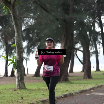Runner Photo 8450044