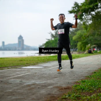 Runner Photo 8450085