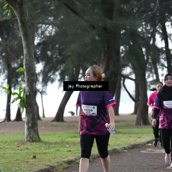 Runner Photo 8450086