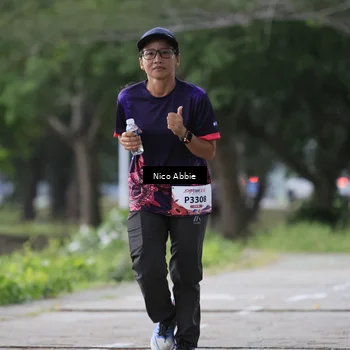 Runner Photo 8450101