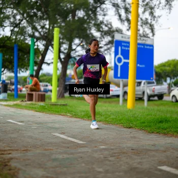Runner Photo 8450111