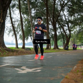 Runner Photo 8450291