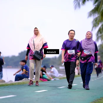 Runner Photo 8450308
