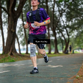 Runner Photo 8450345