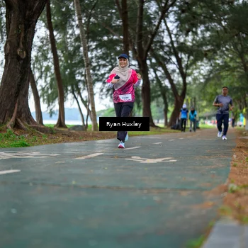 Runner Photo 8450681