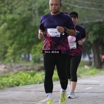 Runner Photo 8450692