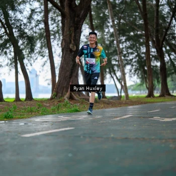 Runner Photo 8450695