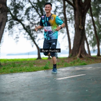 Runner Photo 8450731