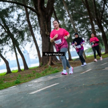 Runner Photo 8450813