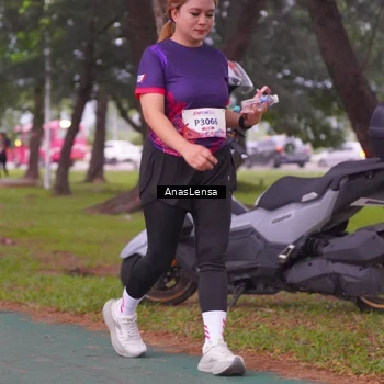 Runner Photo 8450846