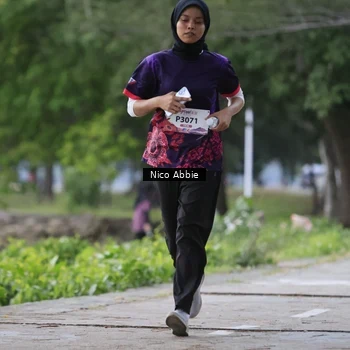 Runner Photo 8450874