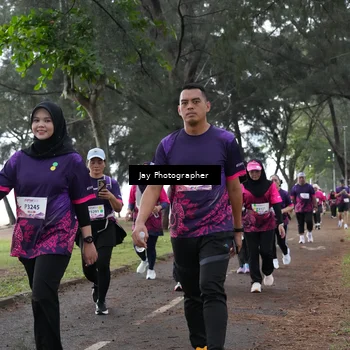 Runner Photo 8450899