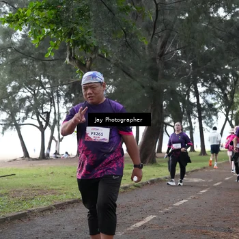 Runner Photo 8451002